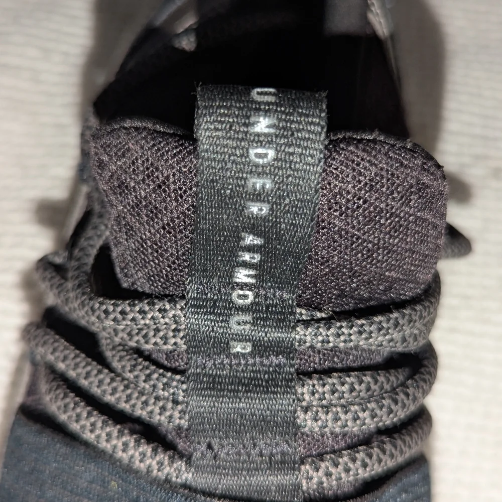 Under‎ Armour Black Athletic Shoes with Midfoot Strap